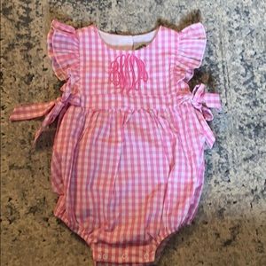 Cecil and Lou bubble